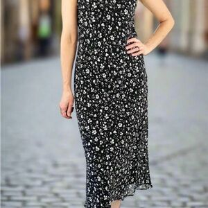 RD Style Black and White Floral Midi Dress